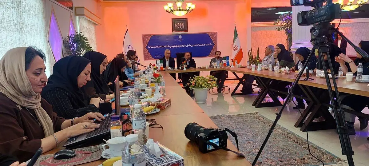 حرکت پتروشیمی شازند به سمت استانداردسازی ساختار نیروی انسانی / بخشی از جذب نیروها بدون تناسب با تحصیل و شرایط شغلی