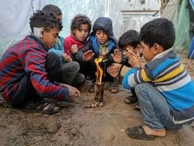 روایت دردناک کودکان فلسطینی: از سرما درحال یخ زدنیم و چادر و لباس گرم نداریم + فیلم