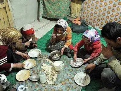 هشدار بابت کاهش سرانه غذا در خانواده‌های کارگری/ مزد را ترمیم کنید