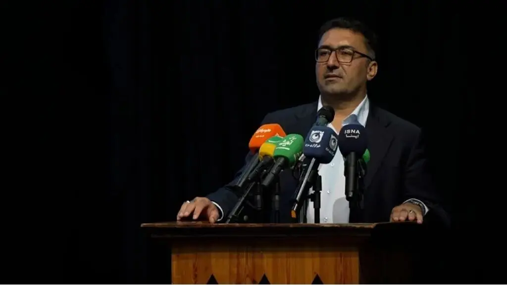 شواهد و قرائن نشان می‌دهد حملات دشمن به نحوی انجام شده تا عمداً از غیرنظامیان قربانی بگیرد