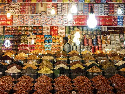نمایشگاه‌های تنظیم بازار البرز به مناسبت دهه فجر و ماه رمضان و عبد نوروز برپا شود