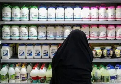کاهش سرانه مصرف لبنیات در کشور/ زمزمه گرانی دوباره شیر خام