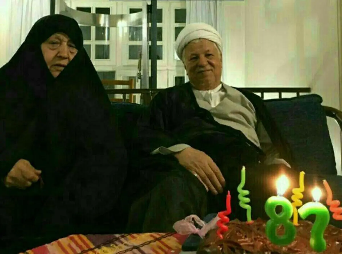  آخرین جشن تولد آیت‌الله هاشمی+عکس