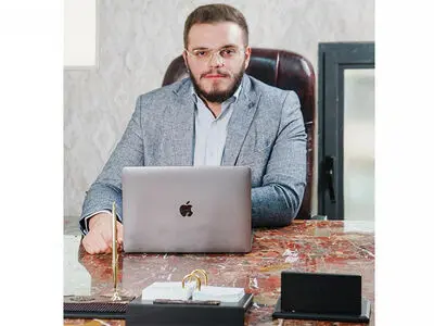 بورس به چرخه تولید کمک می‌کند/ الان در دوران اصلاح بازار هستیم/ دولت، اعتماد مردم را به آینده بازارهای مالی جلب کند