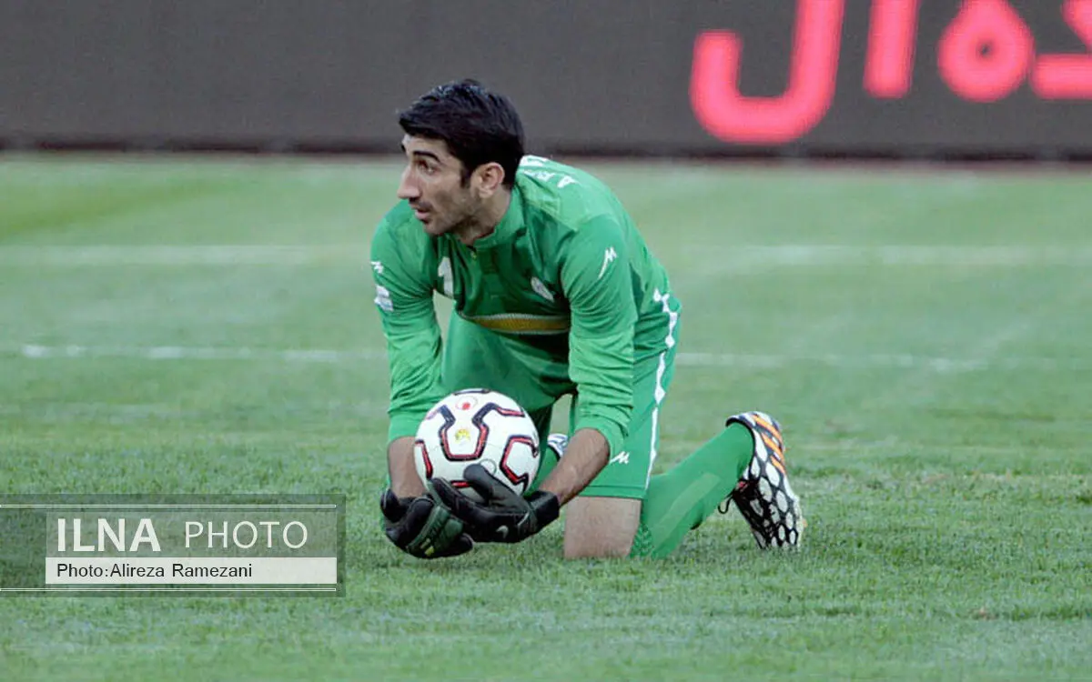 بیرانوند قراردادش را با پرسپولیس ثبت کرد+ عکس