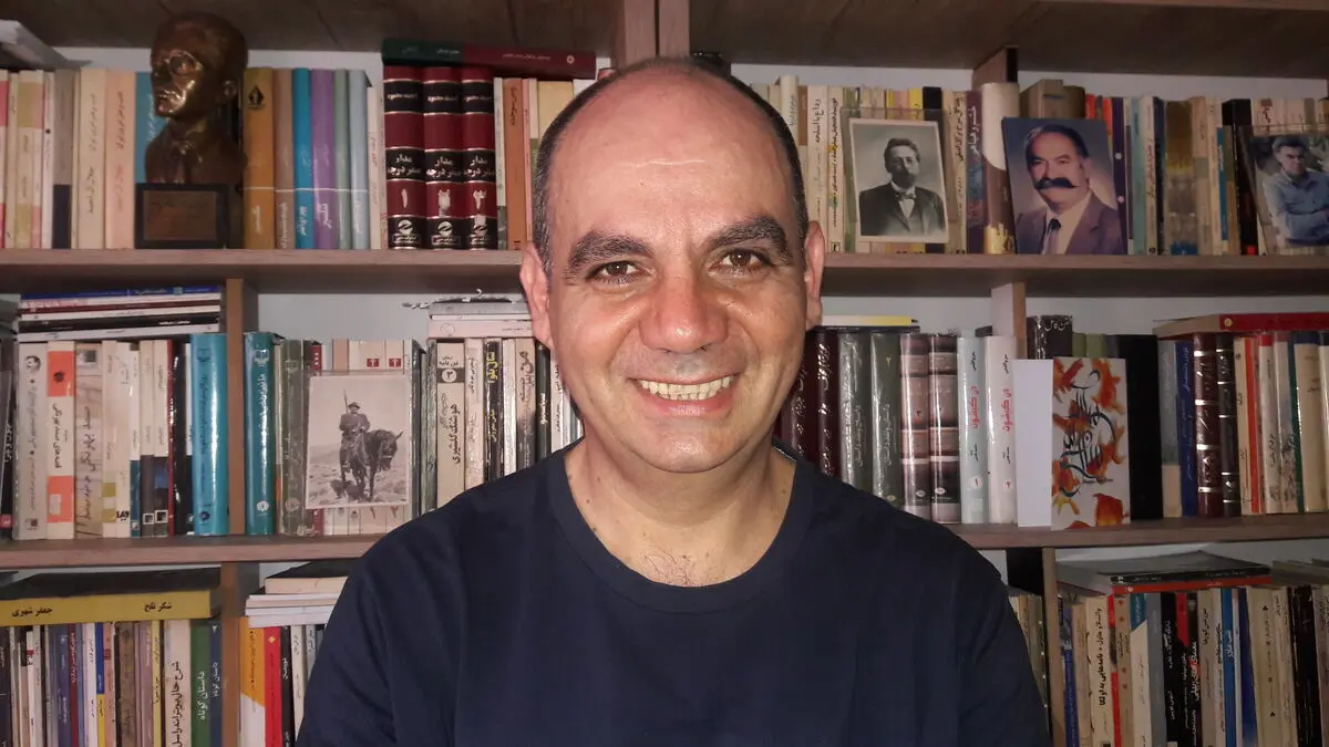 داستان‌نویسی عاقبت ندارد چون کسی کتاب نمی‌خواند