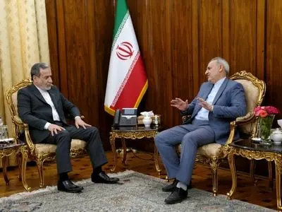 دیدار سفیر جمهوری اسلامی ایران در پاکستان با وزیر امور خارجه