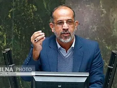 مجموع واکسن خارجی و داخلی هم جوابگوی جمعیت کشور نیست/ فقط برکت و پاستور اجازه تولید انبوه را گرفته‌اند/ امیدواریم تا مهرماه حدود ۱۵ تا ۲۰ میلیون نفر واکسینه شوند