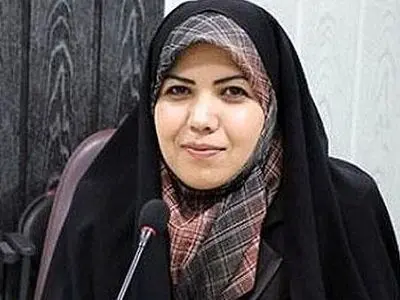 وای بر کسانی که به نام انقلاب به قدرت رسیدند و امروز آبروی انقلاب را به حراج گذاشته‌اند