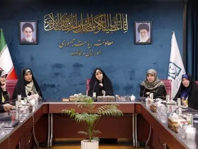 ضرورت تحول در نگرشها نسبت به توانمندیهای زنان/ تلاش میکنیم الگویی مؤثر برای مدیریت عادلانه و کارآمد ارائه کنیم