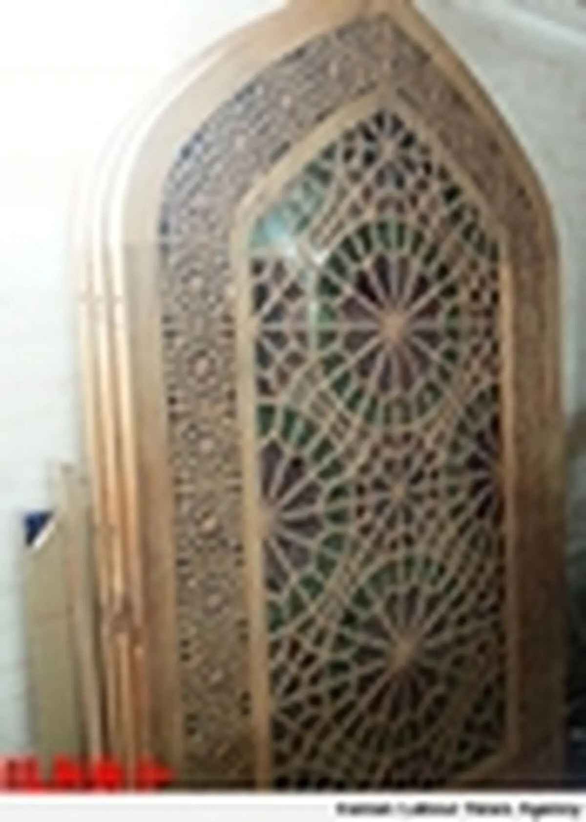 رونمایی از پنجره های حرم مطهر امامین عسکریین در یزد