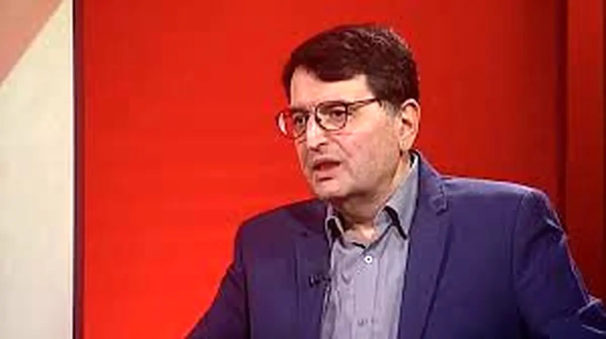 ایران تسلیم نشده و در برابر دو قدرت اتمی ایستاده است