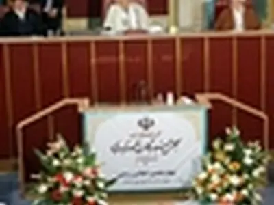 باید مراقب حفظ حریم‌ها باشیم