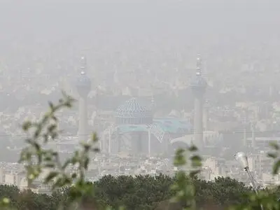 افزایش غلظت آلاینده ها اصفهان را تعطیل کرد/ کامیون ها و ماشین های سنگین دلیل اصلی آلودگی هوای اصفهان/ کاتالیست هایی که به فروش می رسند