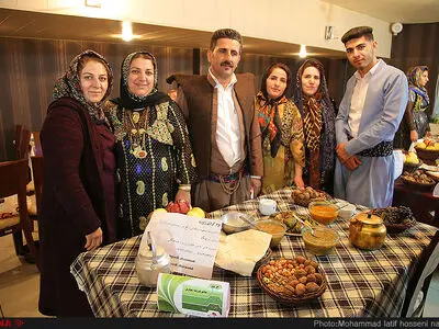 جشنواره غذاهای سنتی در سنندج به مناسبت شب یلدا