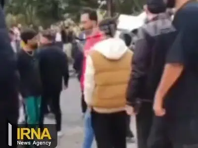 برخورد پژو با تریلر جان سه نوجوان را گرفت + فیلم