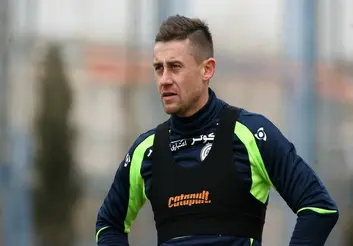 جپارف به استقلال مهلت داد؛ خطر محرومیت فعلا آبی‌ها را تهدید نمی‌‎کند