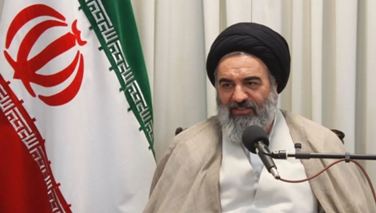 نمود عدالت در جامعه از برکات نظام اسلامی است