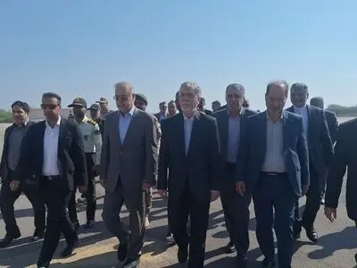وزیر فرهنگ و ارشاد اسلامی وارد جزیره بوموسی شد