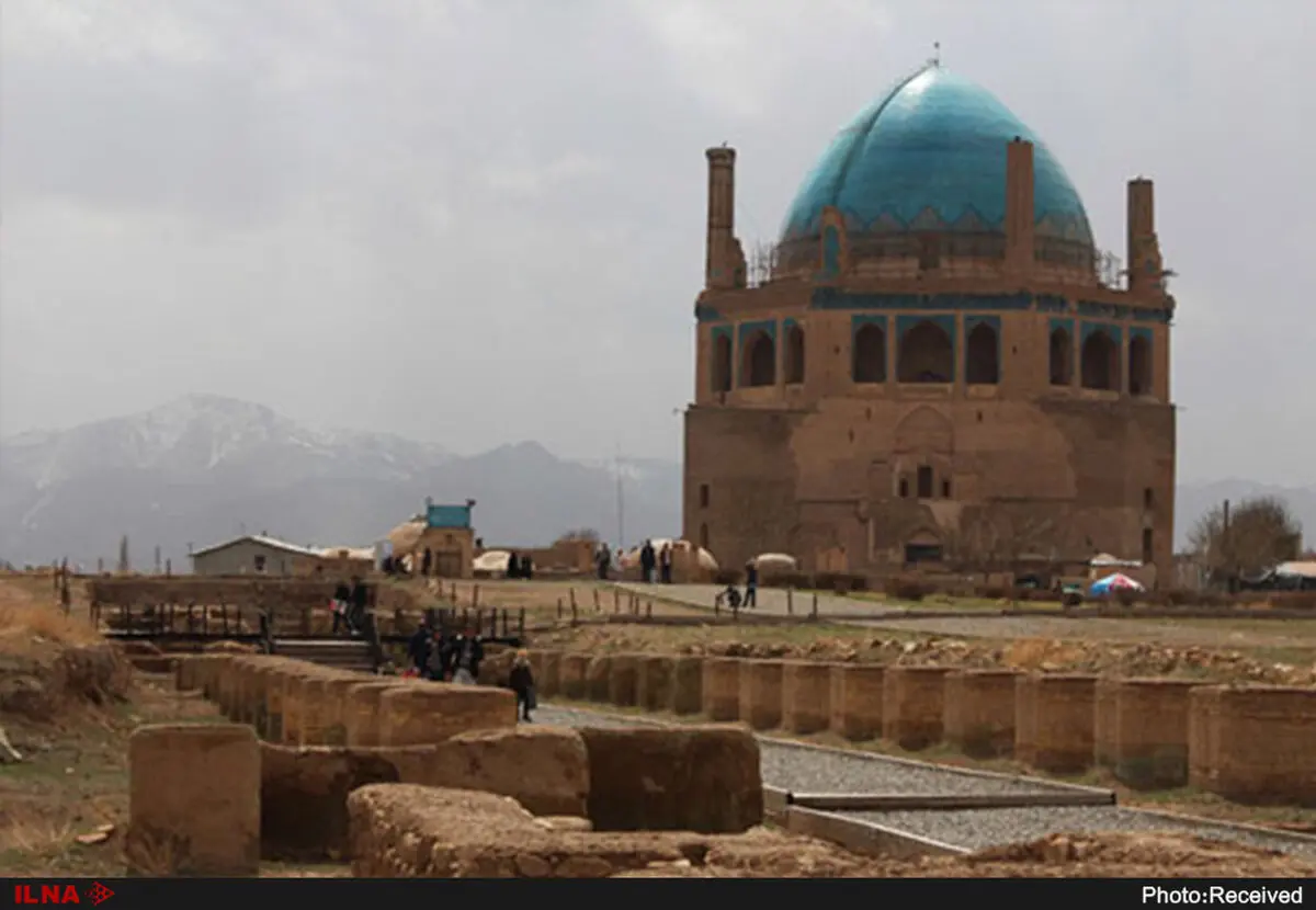 کارگران مجموعه فرهنگی گنبد سلطانیه زنجان ۴ ماه مزد طلبکارند/ مدیرکل میراث استان: بزودی تمامی مطالبات پرداخت می‌شود