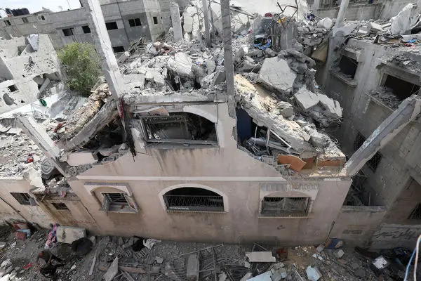 مجازر مروعة وعشرات جثث الشهداء.. جیش الاحتلال ینسحب من مستشفى "الشفاء" بعد تدمیره بالکامل
