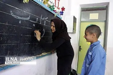 کارزار سراسری فرهنگیان با بیش از ۱۵۰ هزار امضا/ «فوق‌العاده خاص» حق ماست