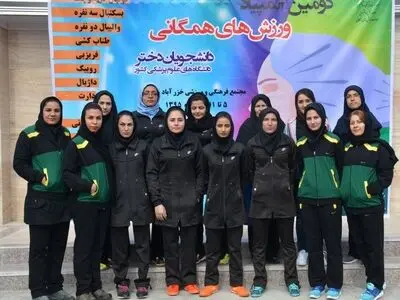 علی کریمی و مسی را دوست دارم/ سالن نبود؛ با خاک تمرین کردم/ کی به پول اهمیت می‌دهد آخر!