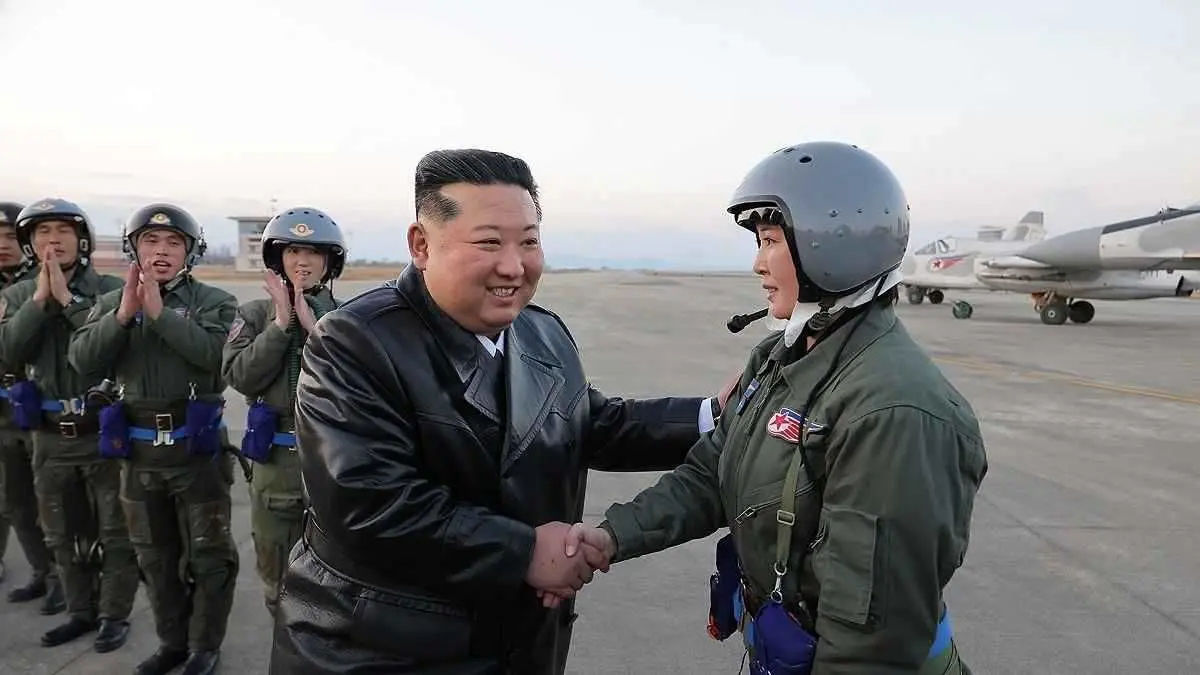 کیم ماموریت‌های راهبردی تازه‌ای به نیروی هوایی سپرد