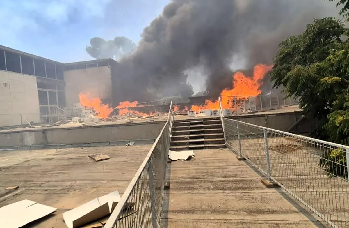 وقوع آتش‌سوزی در نزدیکی کنست