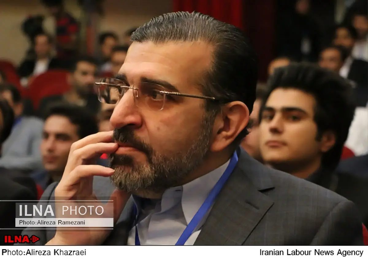 ندا از اصلاحات عبور نمیکند/ تفکر انحرافی را باید افشا کرد