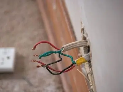 ترفندهایی از برق کار مشهور هندی/فیلم