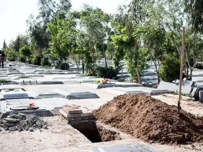 سنگ قبر هم قسطی شد