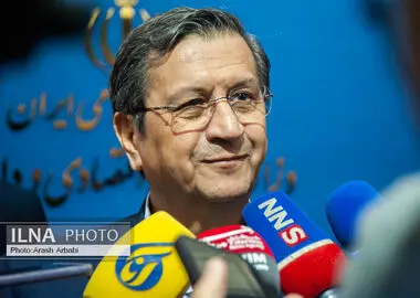 احتمال ورود ایران به ابرتورم بسیار ضعیف است/ بانک مرکزی اجازه نمی‌دهد ابرتورم شکل بگیرد