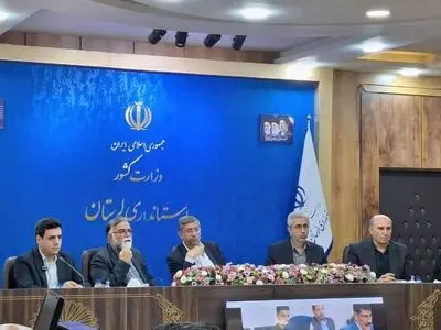 کارگران و کارفرمایان در سنگر تولید، مدافعان خط مقدم جبهه اقتصادی کشور هستند