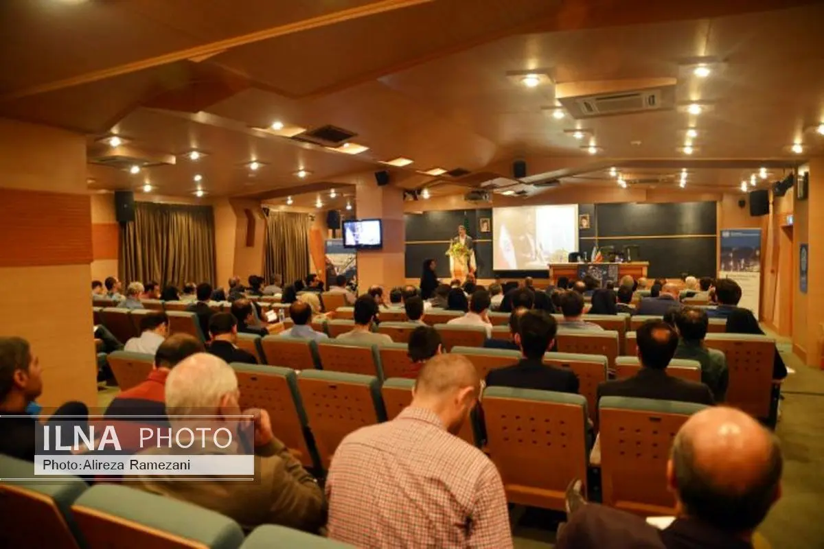دومین نشست گفتوگوی انرژی با حضور صاحبنظران صنعت و دانشگاه برگزار شد