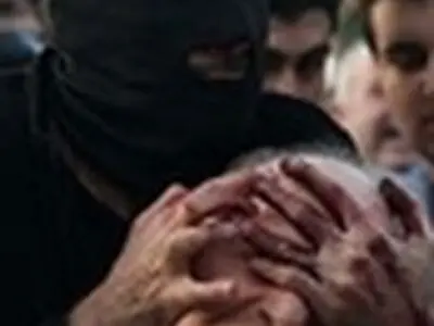اعتراض «آ دم» به داعش در محوطه تئاترشهر