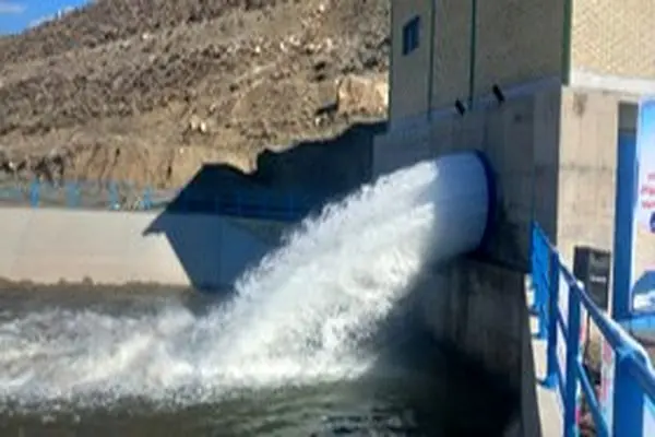آغاز رهاسازی آب  سد چپر آباد  به سمت دریاچه ارومیه