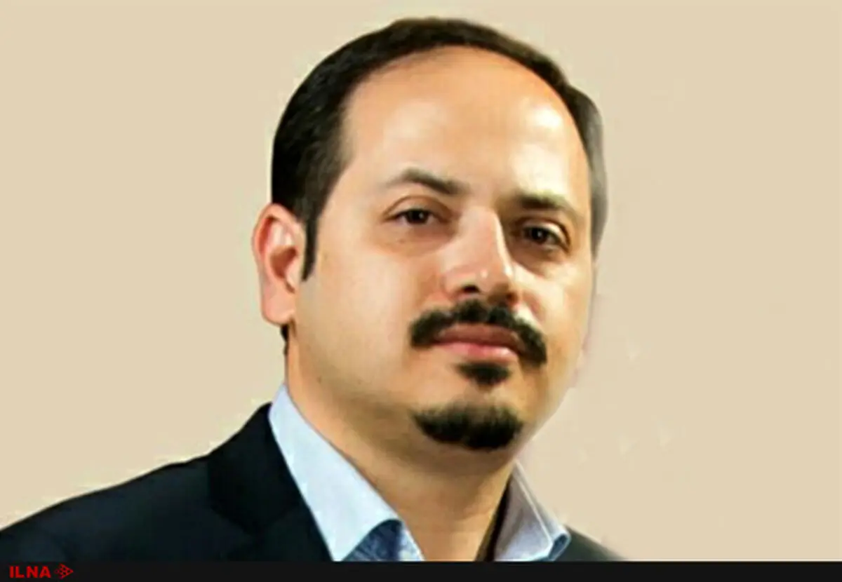 آرش میلانی با دوچرخه به شورای شهر آمد