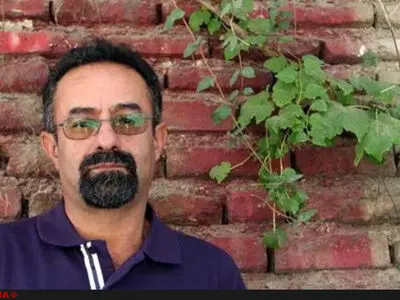 آموزش و پرورش فقط کتاب می‌خرد/ بچه‌ها هم نمی‌خوانند