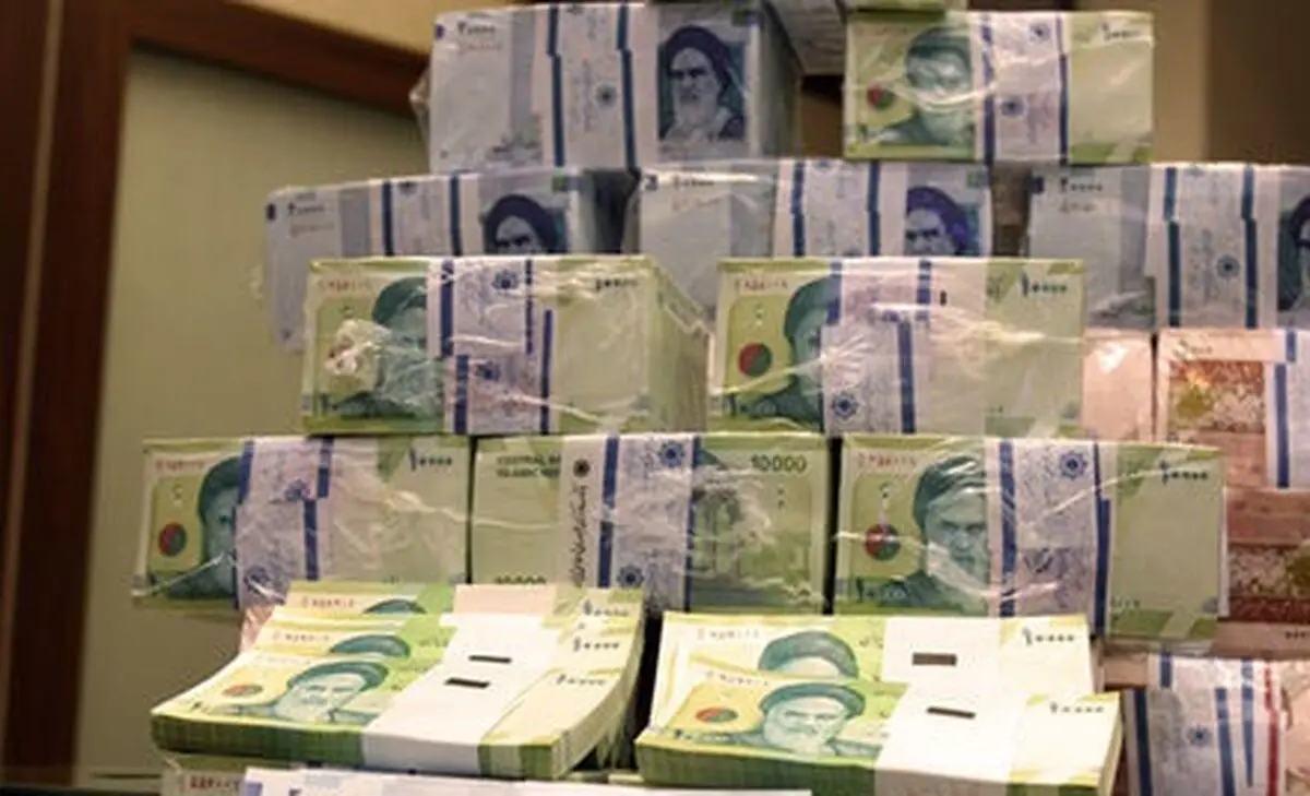 نقدینگی یک هزار و ۴۶۳ هزار میلیارد تومان شد