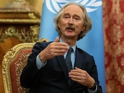 Syrian government, opposition agree to redraft constitution -envoy