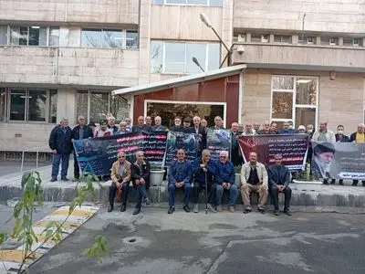 تجمع بازنشستگان مخابرات در چند شهر/ مشکلات بیمه تکمیلی حل شود