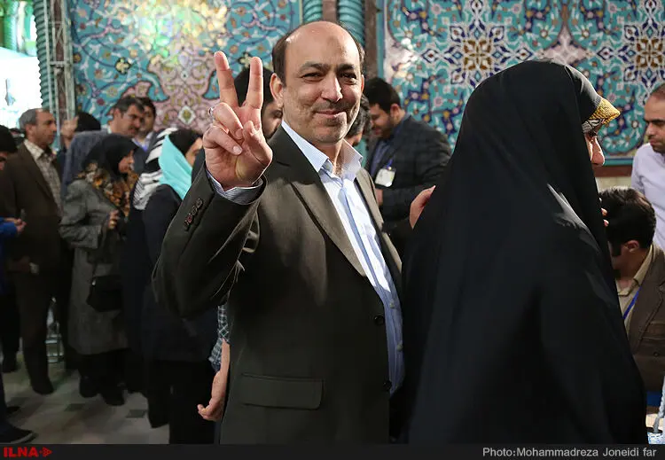 منتجب‌نیا و شکوری‌راد در حسنیه ارشاد حضور یافتند