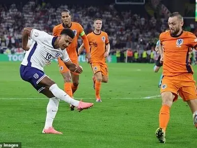 ناراحتی سرمربی انگلیس از برد مقابل هلند!