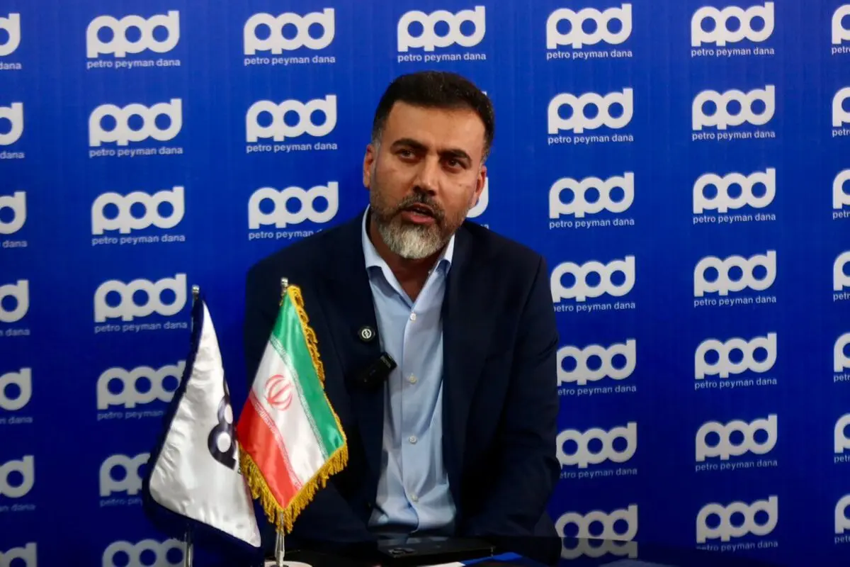  فارس بزودی از واردات بنزین بی‌نیاز می شود/نبود گمرک در شهرستان مهر، مانع صادرات مستقیم محصولات است