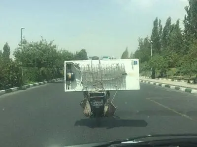 حمل یخچال با موتور / عکس