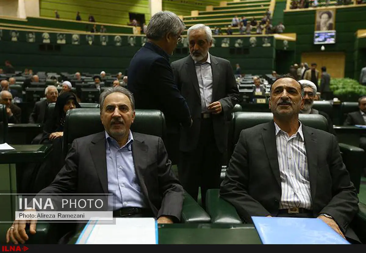 عدم رایاعتماد به دانشآشتیانی فرصتسوزی است/ حضور نجفی از شهریور منتفی بود