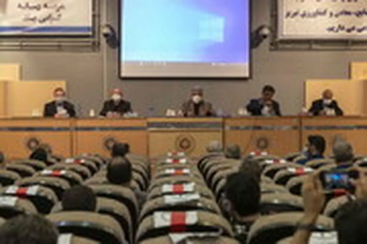 صدور نزدیک به  دوهزار کارت بازگانی تا مردادماه سال‌جاری/ برای عبور از بحران باید همه دست به دست بدهیم 