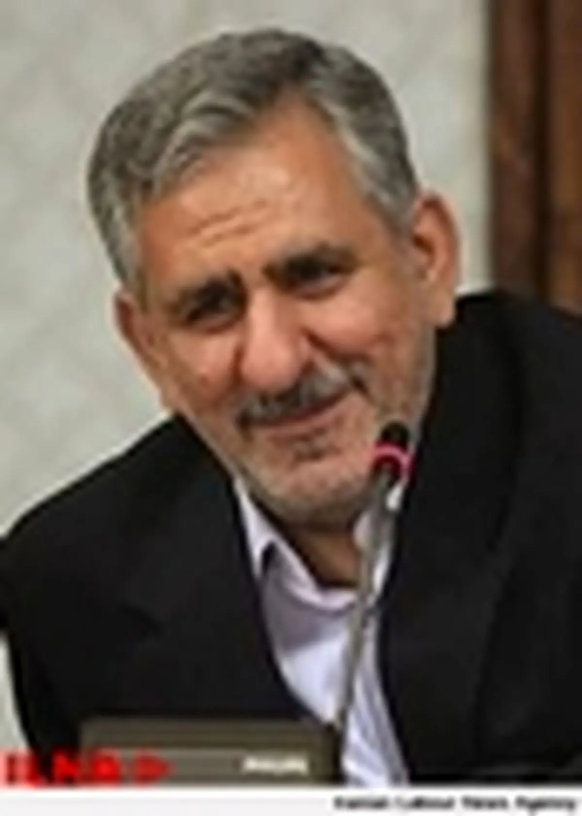 دولت عزم جدی و راسخی برای تحقق سیاستهای اقتصاد مقاومتی دارد