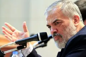 فرزندان عارف و قائم‌پناه هم تابعیت خارجی دارند/ ظریف از نظر من آدم خطرناکی است